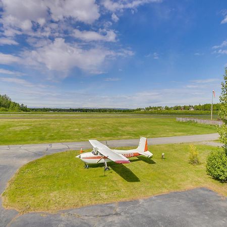 Spacious Family Home With Deck And Million-Dollar View Anchorage Exterior photo